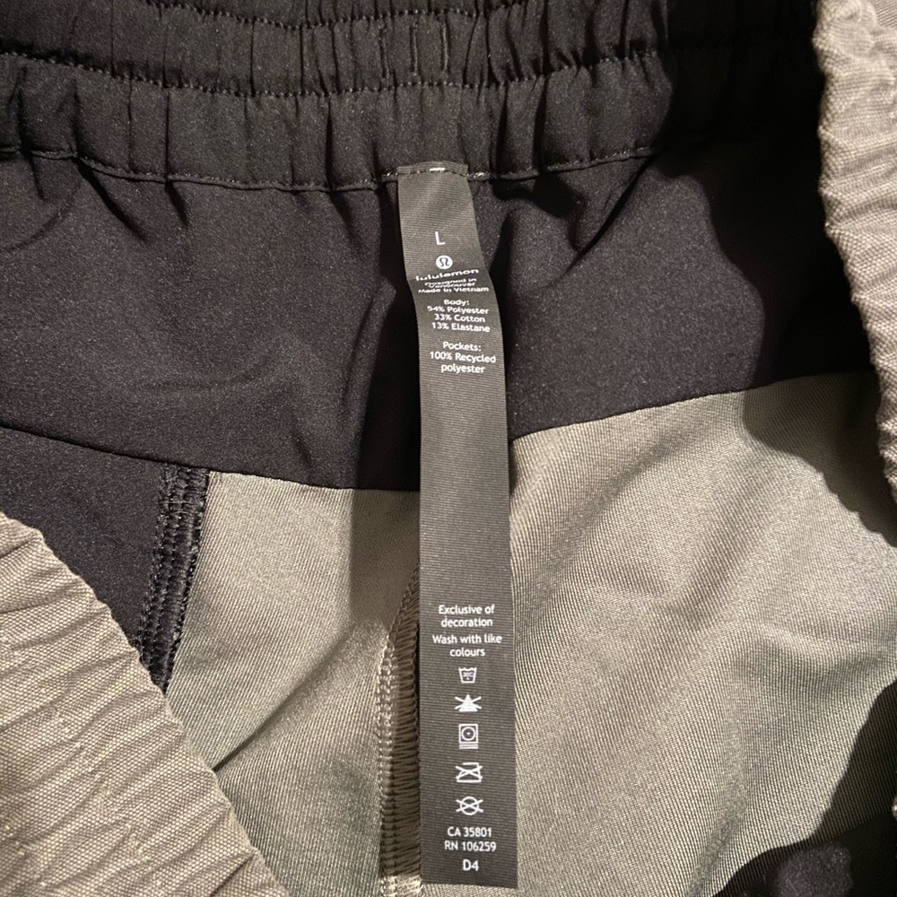 Lululemon nwt men’s size large Bowline pant